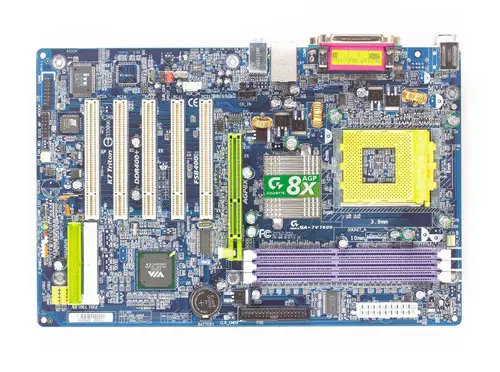 GIGABYTE GA-7VT600