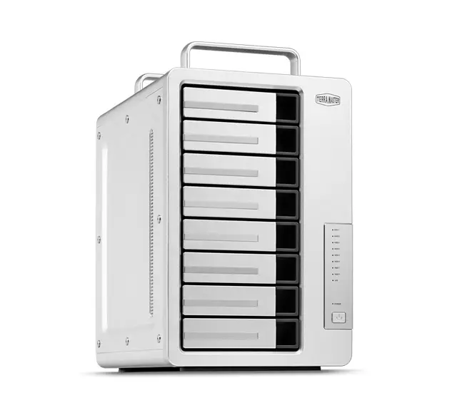 TerraMaster F8-421 8 GB F8-421/96TB-EXOS