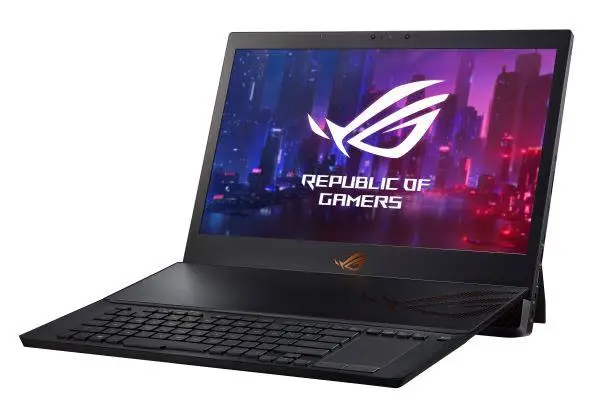ASUS Mothership ROG GZ700GX-EV002T 90NR0181-M00470