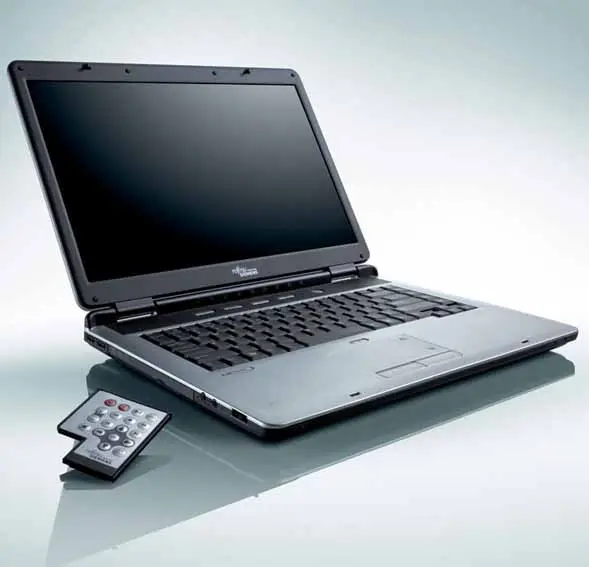 Fujitsu Amilo M1437GMhib Pentium M 750 WXP CUZ:N-BEL-VARIO008