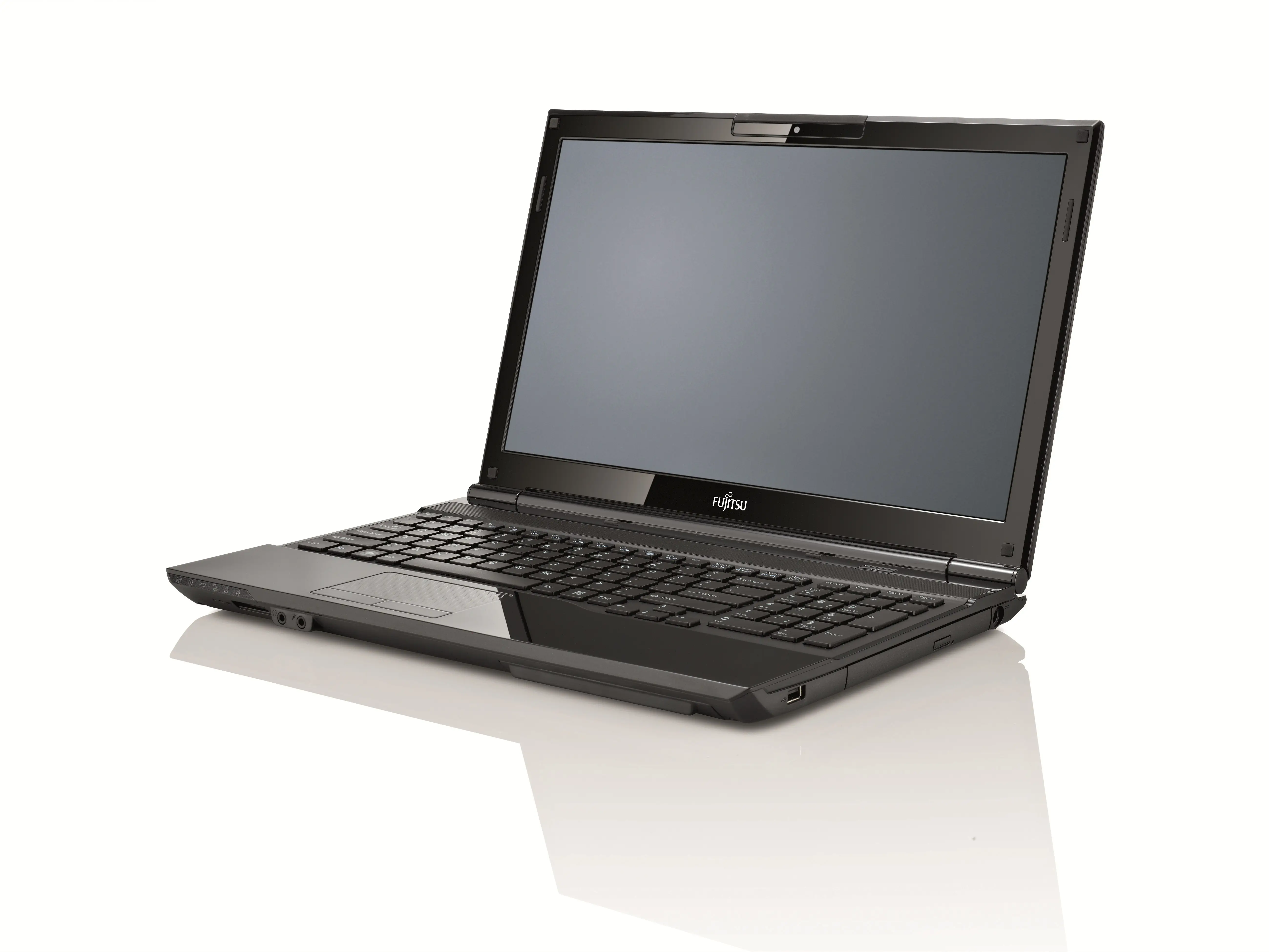 Fujitsu LIFEBOOK AH532 VFY:AH532MPAA1CZ