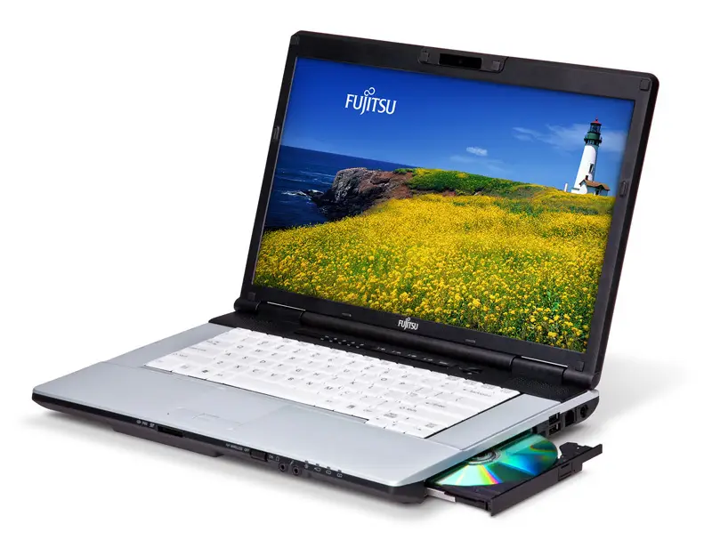 Fujitsu E LIFEBOOK E751 XBUY-E751-W7-002