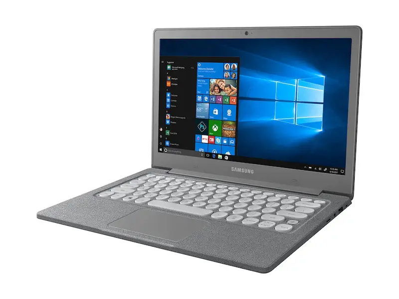 Samsung N NP530XBB 4 GB NP530XBB-K02US