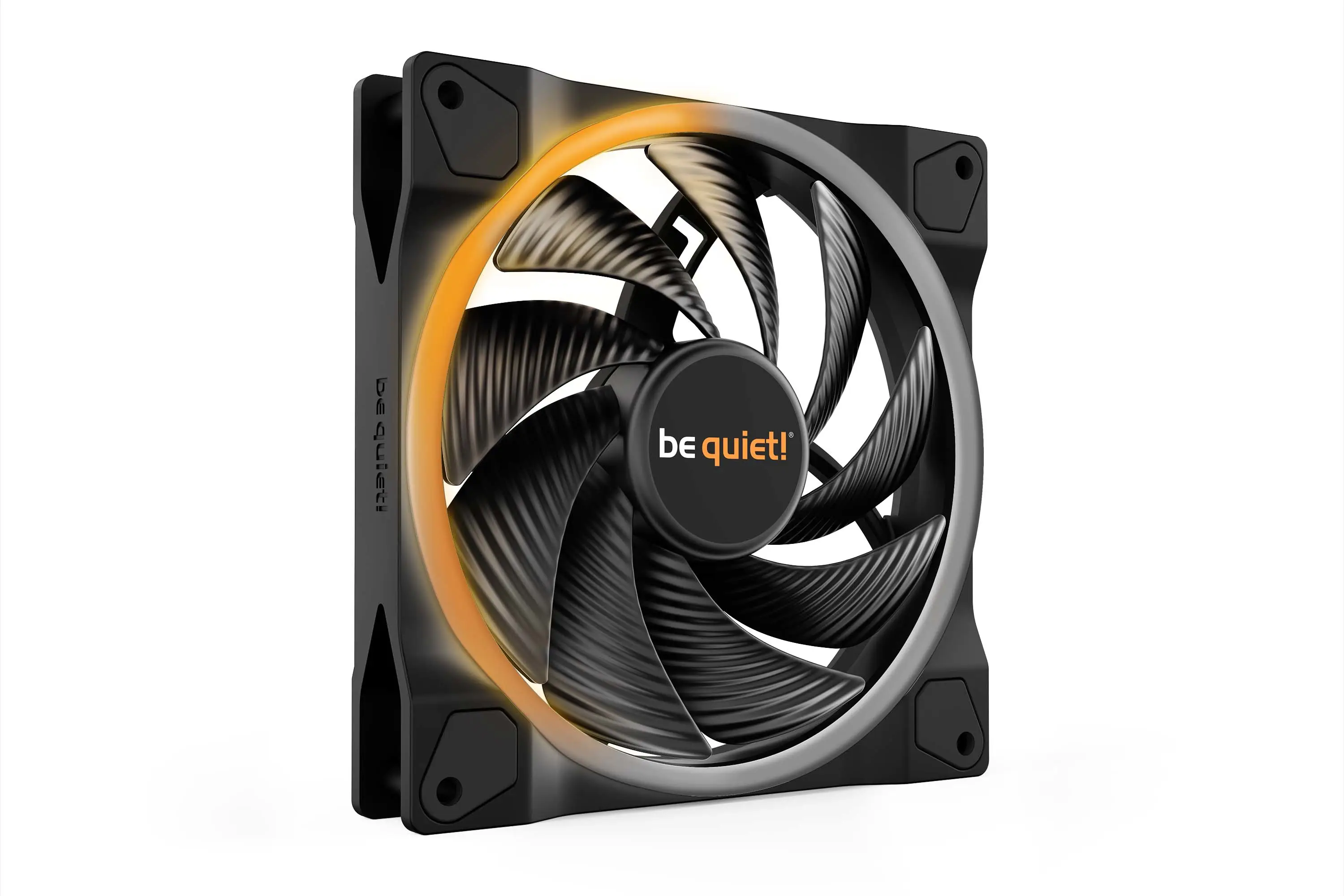 be quiet! Light Wings | 140mm PWM high-speed BL075