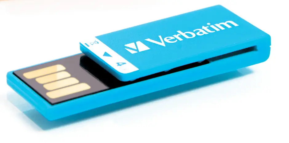 Verbatim 2GB Clip-it USB Drive 43907